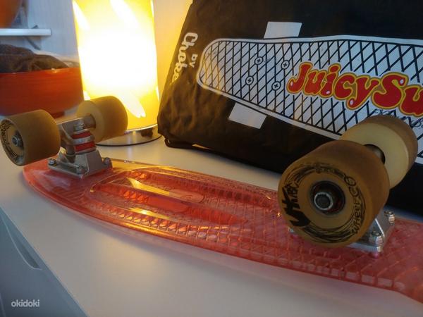 (Choke Juicy Susi) Скейтборд c led колёсами и рюкзаком (фото #5)