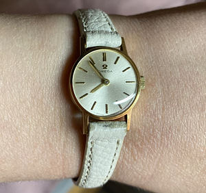 Omega 14k kullast kellad (1 foto / 3)