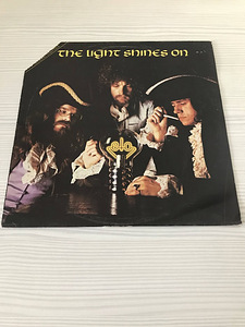 ELECTRIC LIGHT ORCHESTRA (ELO)-THE LIGHT SHINES ON (1-st UK) (1 foto / 8)