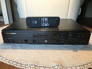 Marantz DR700  			