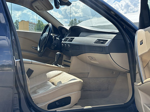 BMW E60 530 (8 фото из 14)
