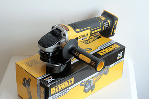 Akunurklihvija DeWalt DCG405N XR 18V (1 foto / 2)
