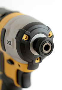 DeWalt DCF887N 18V - 205Nm (2 фото из 3)