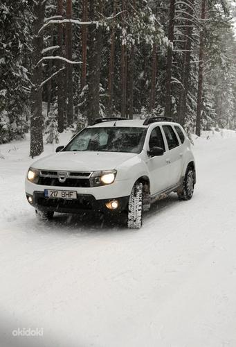 Dacia Duster 4x4 1.5dCi 2012 (фото #2)