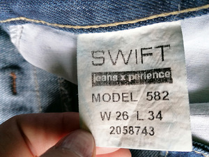 Swift draakoniga teksad W26L34 (3 foto / 5)