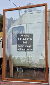 Erinevad kinnised aknad 10tk (8 foto / 10)