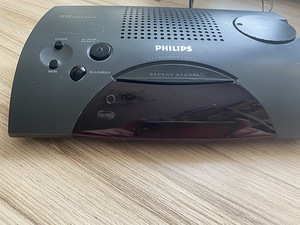 Радио часы philips (2 фото из 3)
