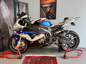BMW S 1000 RR (3 foto / 10)