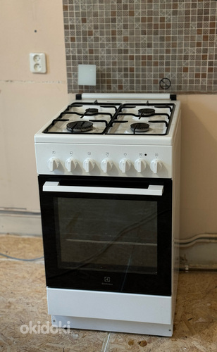 Electrolux, 54 л, газовая плита, электрическая духовка (фото #1)