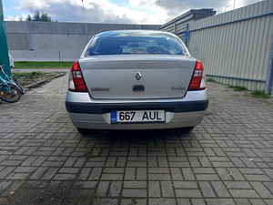 Renault thalia 1.4 2005 (11 foto / 15)