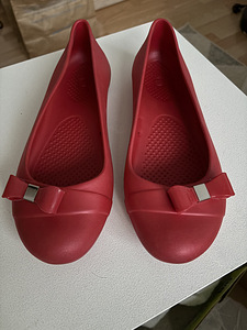 Crocs kingad suurus 7W ehk nr 38 (3 foto / 3)