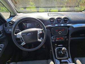 Ford galaxy 2.0 120kw diesel (5 foto / 8)