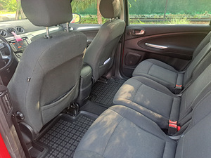 Ford s-max 2.0 tdci 103kw (9 foto / 10)