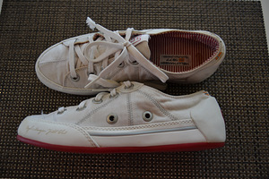 Kingakomplekt Lacoste, HH, Armani Jeans, Rieker (7 foto / 10)