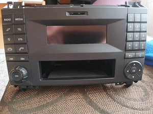 Mercedes Sprinter W906 raadio MP3 9069005103 MR2520 (1 foto / 3)