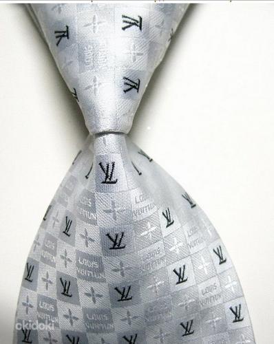 Мужской галстук (фото #1)