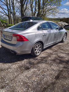 Volvo s60 R-design (5 foto / 15)