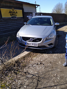 Volvo s60 R-design (13 foto / 15)
