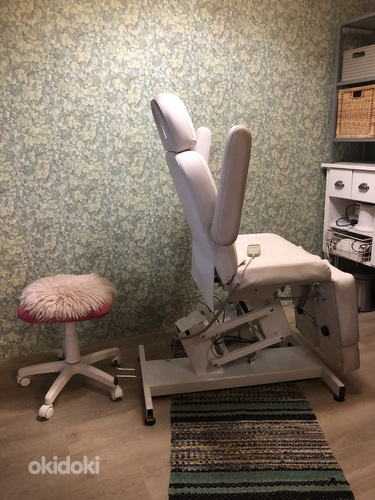 Кресло- кушетка для косметолога, педикюра, массажа. (фото #2)