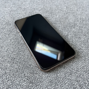 iPhone XS 64GB Gold (2 foto / 3)