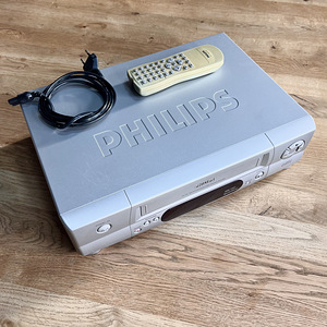 Philips VR570 VHS mängija (1 foto / 3)
