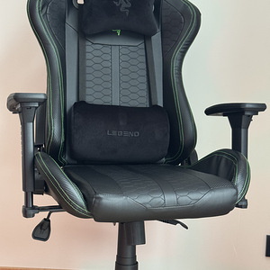 TYPE Z RAZER ed.™ LEGEND mänguritool (6 foto / 7)