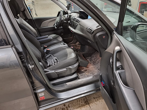 Citroen c4 grand picasso (5 foto / 13)