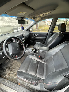 Kia sorento (5 foto / 6)