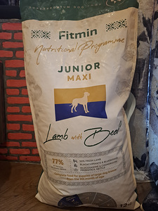 Fitmin. Корм премиум-класса для щенков крупных пород.