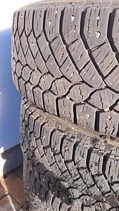 Зимние шины 185/65 R15 с дисками Volvo 4x114.3 (6 фото из 8)