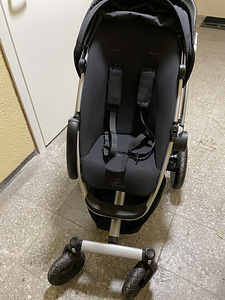 Коляска Quinny Buzz 4 вместе с люлькой (2 фото из 5)