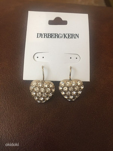 Красивые серьги Dyrberg/Kern (2 фото из 3)