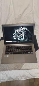 Ноутбук Asus (3 фото из 8)