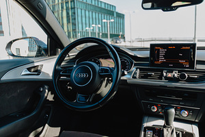 Audi A6 140 kW (7 foto / 14)