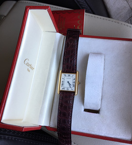 Cartier Золотые часы (1 фото из 3)