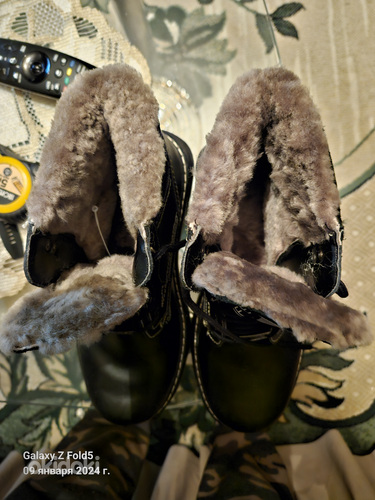 Зимние новые ботинки (фото #4)
