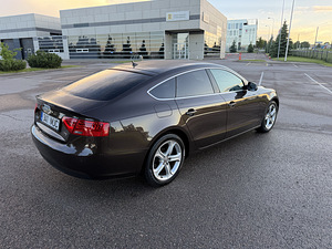 Audi A5 рестайлинг (3 фото из 12)