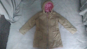 United colours of Benetton jope k/s 130 cm (1 foto / 2)