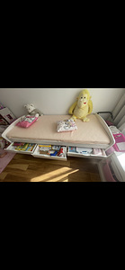 Voodi madratsitega (1 foto / 3)
