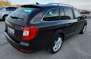 SKODA SUPERB (3 foto / 10)