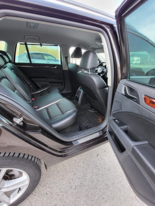SKODA SUPERB (10 foto / 10)