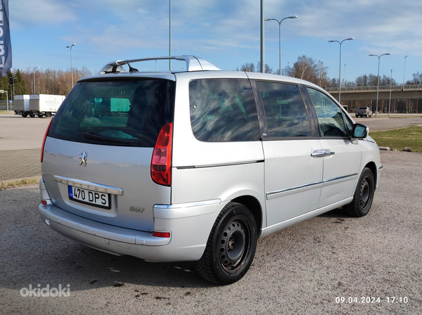 Peugeot 807 Premium pack 2.0 HDI 120kW 7 мест (фото #3)