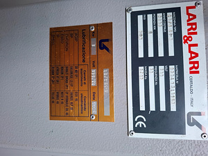 20-14- Lari and Lari CNC kaltavimo staklės (naudotos) (10 nuotrauka iš 10)