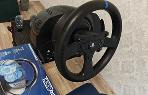 Playseat Evolution+ Trustmaster T300RS (2 фото из 2)