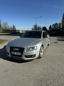 Audi A5 S-line 3.0 176kW (2 foto / 8)