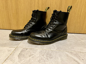 Dr. Martens meeste saapad (1 foto / 3)