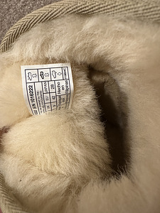 Продаются новые оригинальные зимние сапоги UGG. размер 42. Ц (6 фото из 7)