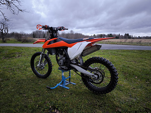 Ktm sxf 250 2017 (2 foto / 4)