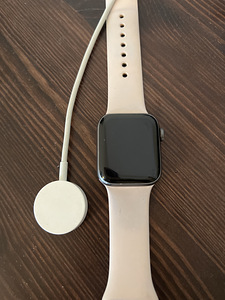 Apple Watch 5 38mm (1 foto / 5)