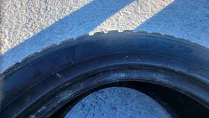 TALVEREHVID Kumho I`Zen KW22 ; R17; 225 55 17 (4 foto / 5)